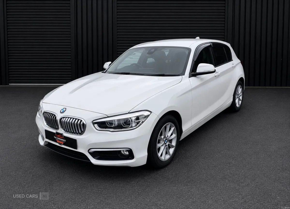 BMW 1-Series 1.5 118i Sport Euro 6 (s/s) 5DR - Image 4