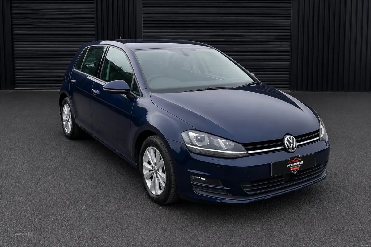 Volkswagen Golf 1.2 TSI Bluemotion Auto 5DR - Image 1