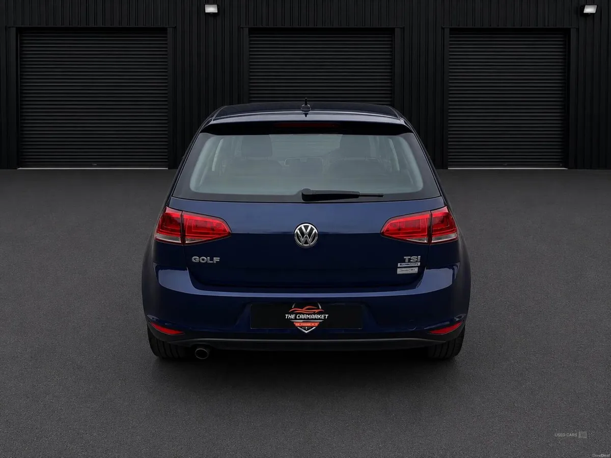 Volkswagen Golf 1.2 TSI Bluemotion Auto 5DR - Image 6