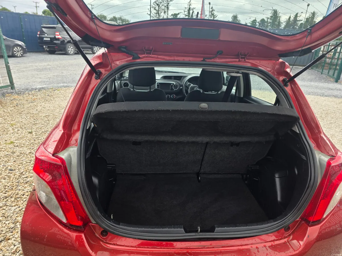 Toyota Yaris 2013 - Image 6