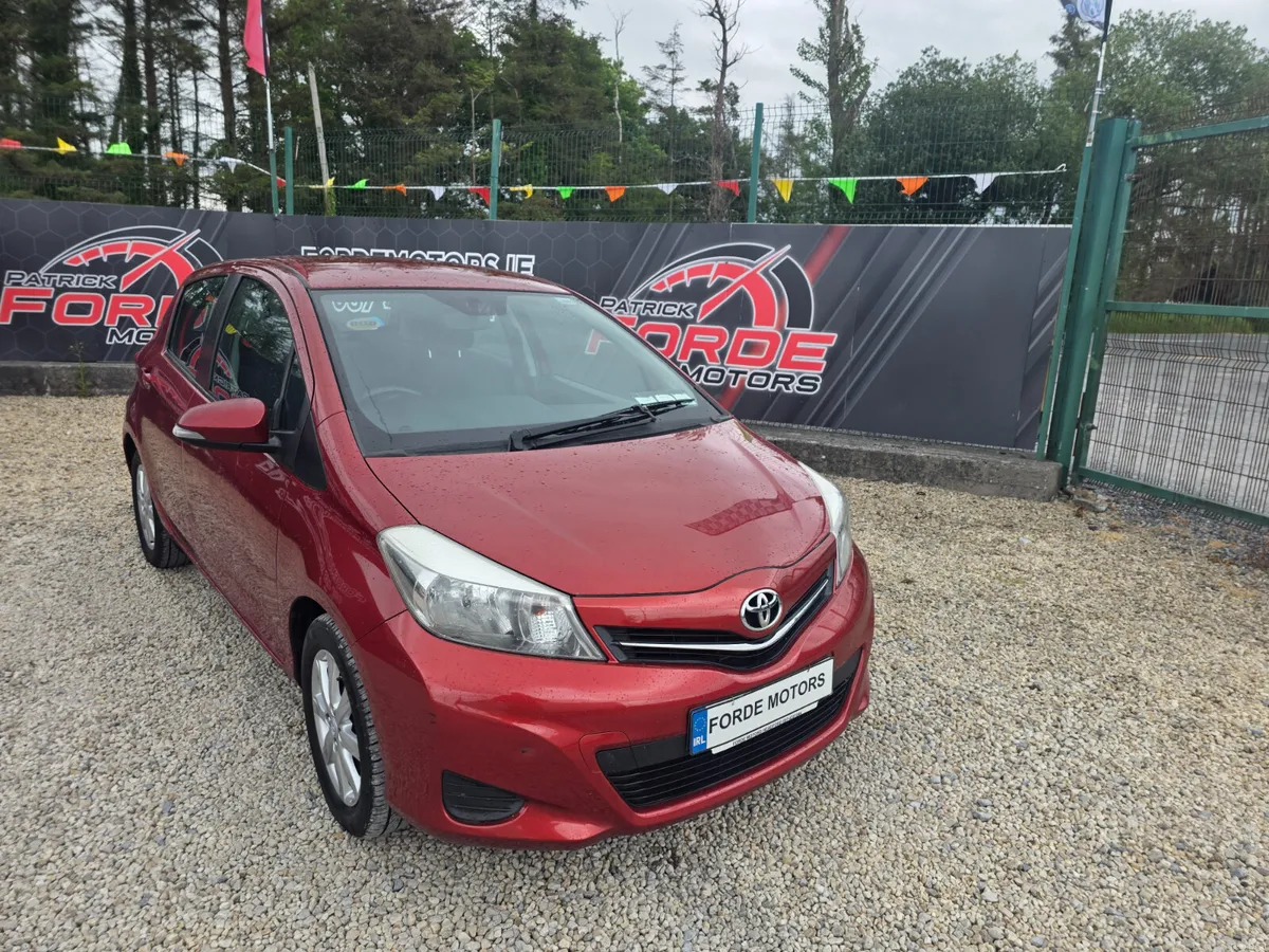 Toyota Yaris 2013 - Image 1
