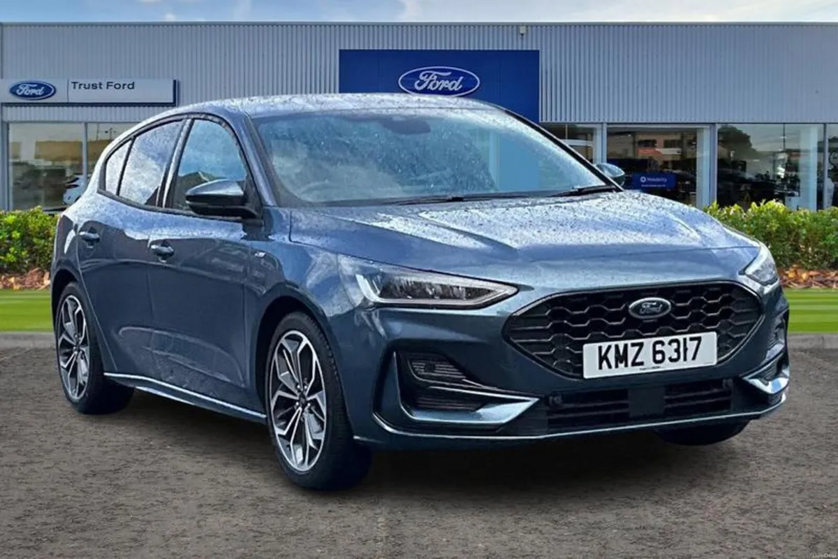 Ford Focus ST-Line X - Image 1