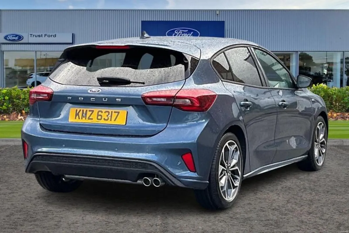 Ford Focus ST-Line X - Image 4