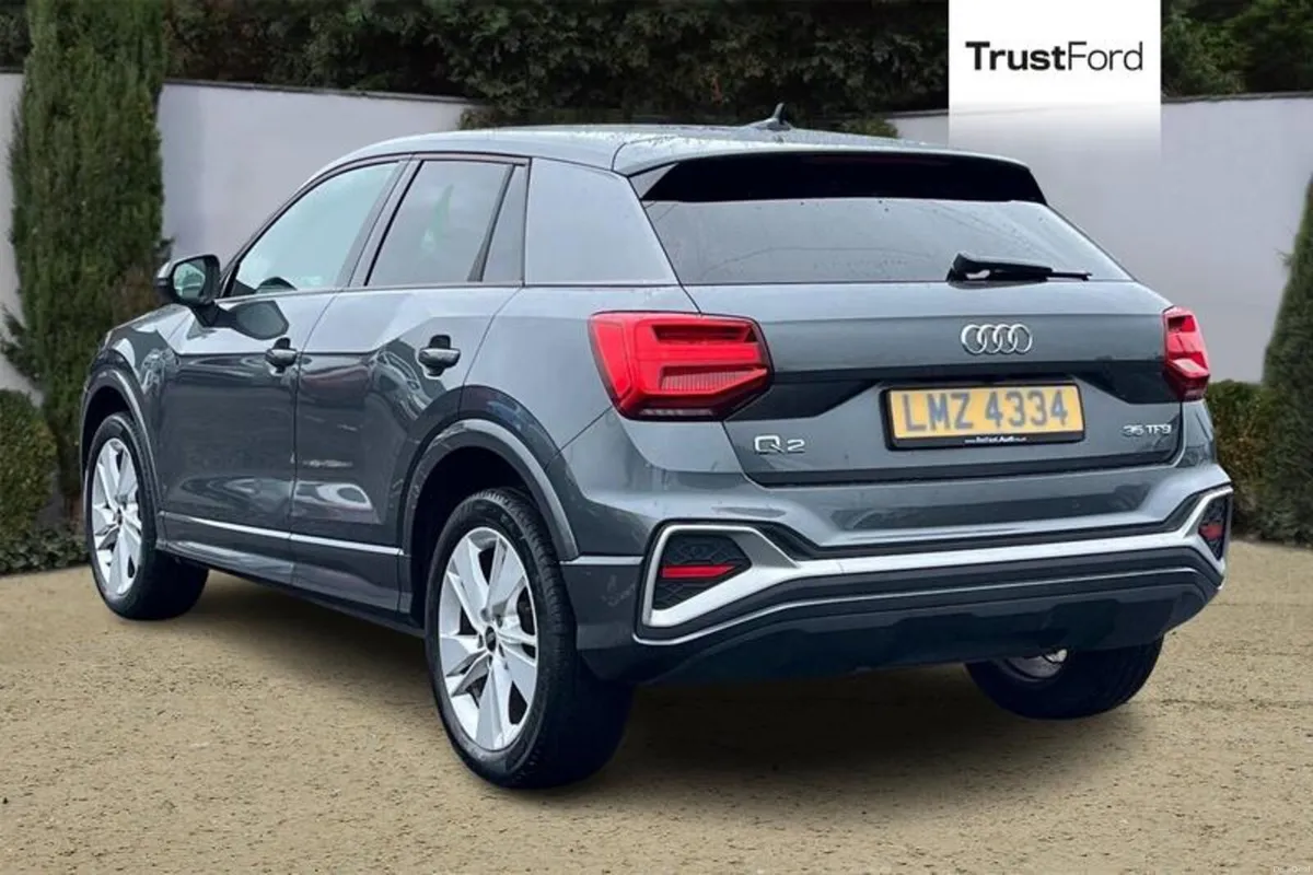 Audi Q2 S Line - Image 2