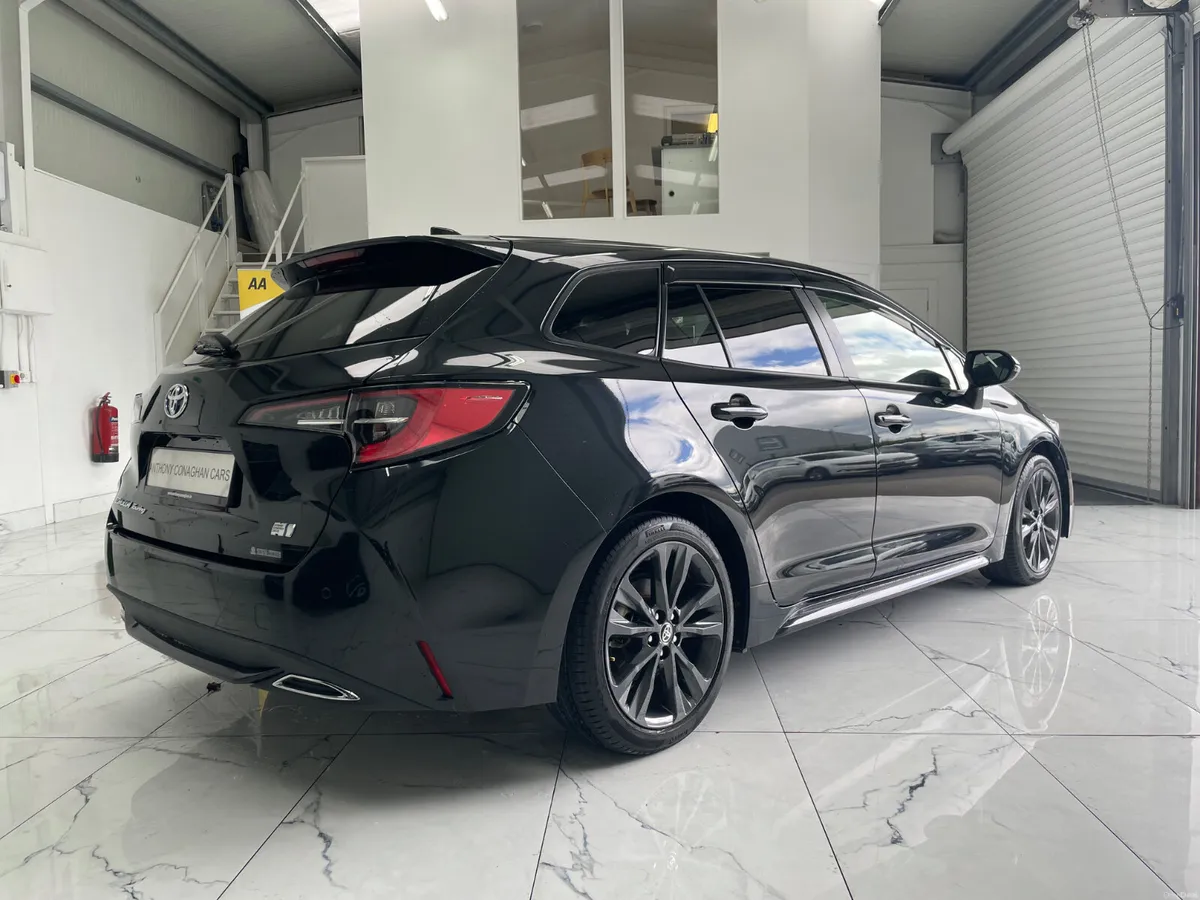 2021 Toyota Corolla Sol Touring Hybrid Auto - Image 5