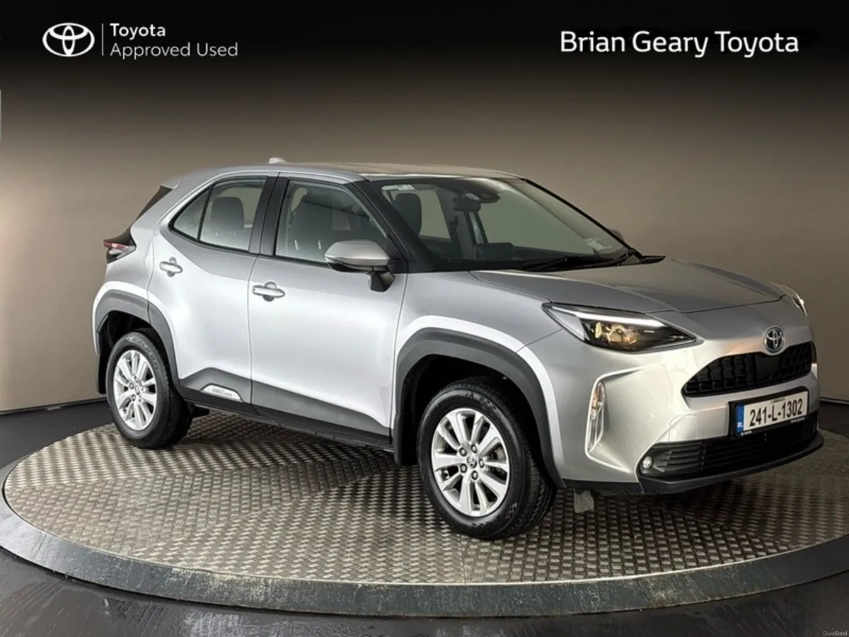 Toyota Yaris Cross HYBRID LUNA - Image 1
