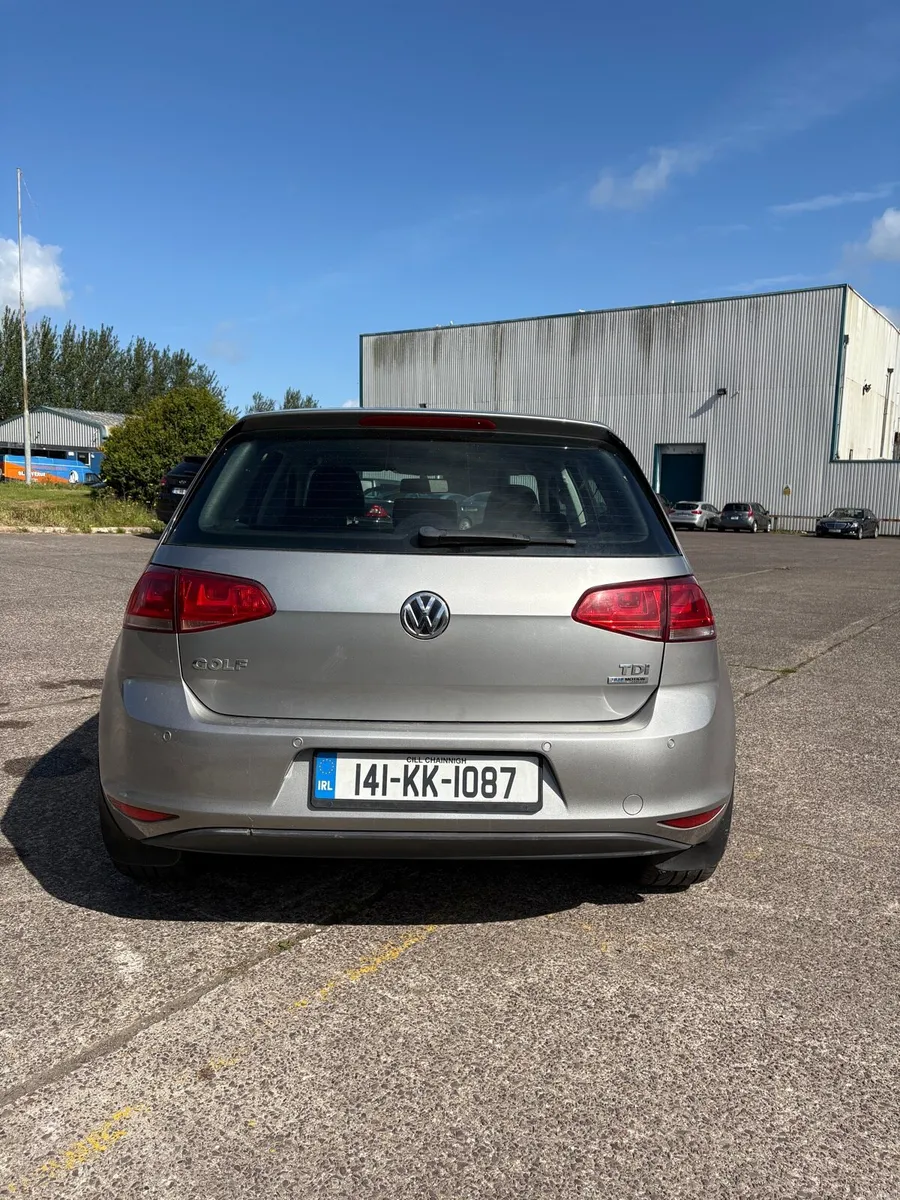 2014 Volkswagen Golf - Image 4