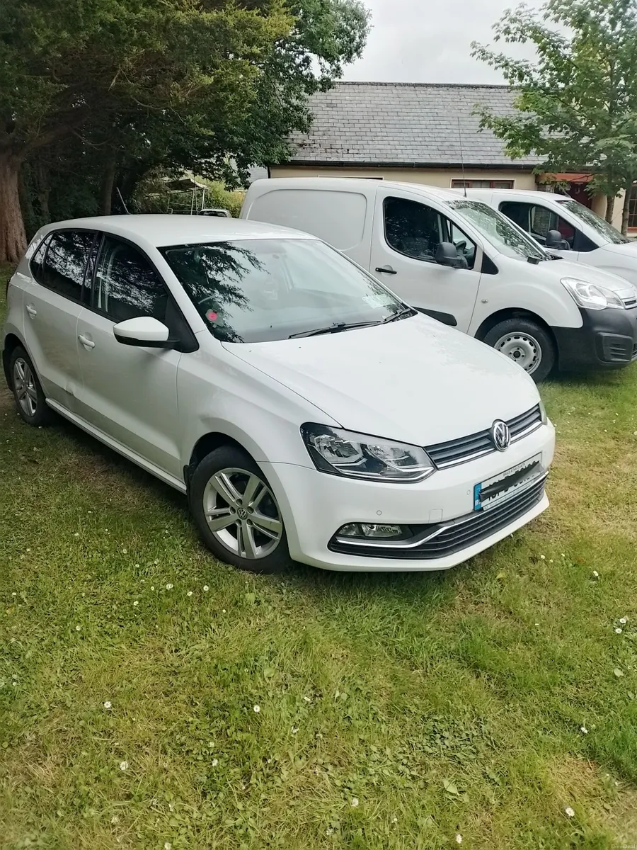 Volkswagen Polo 2016 - Image 2