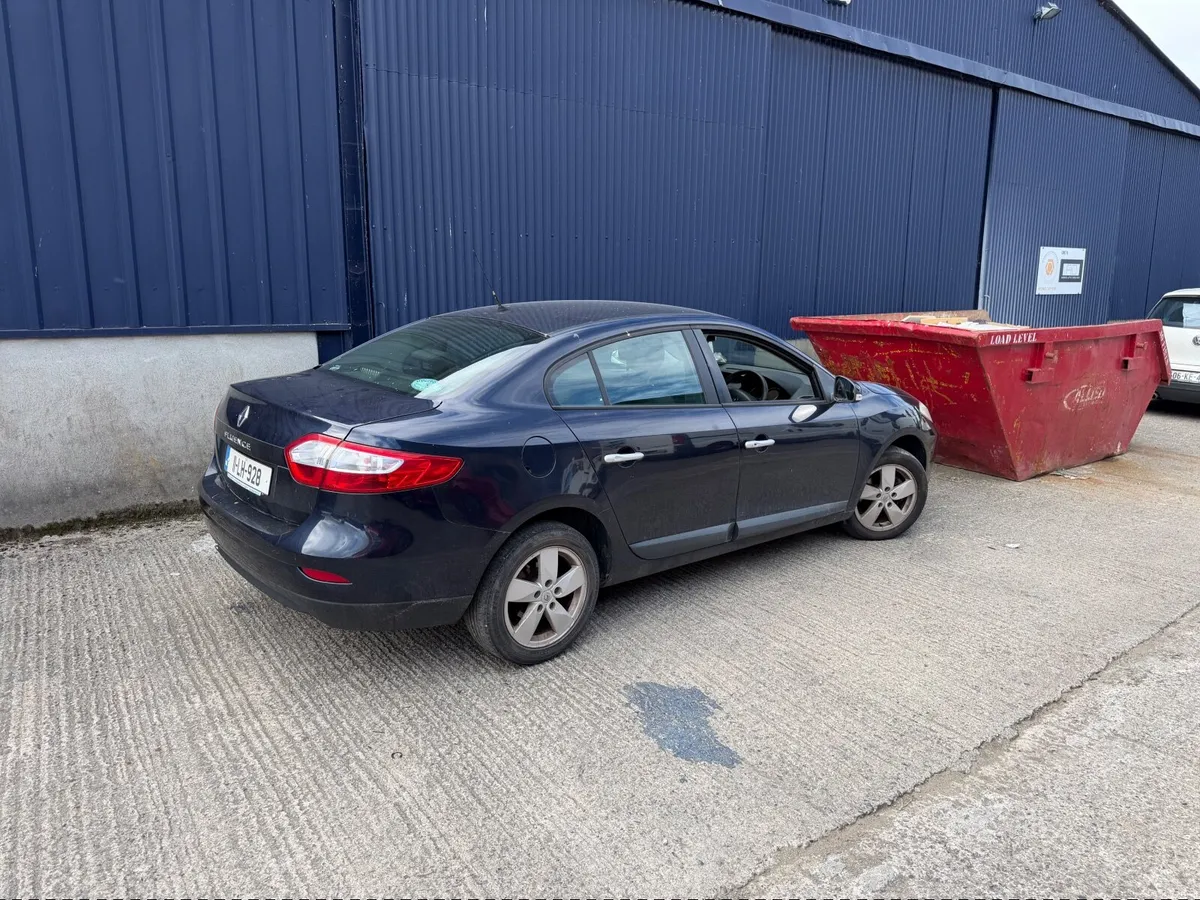 Renault Fluence 2011 - Image 1