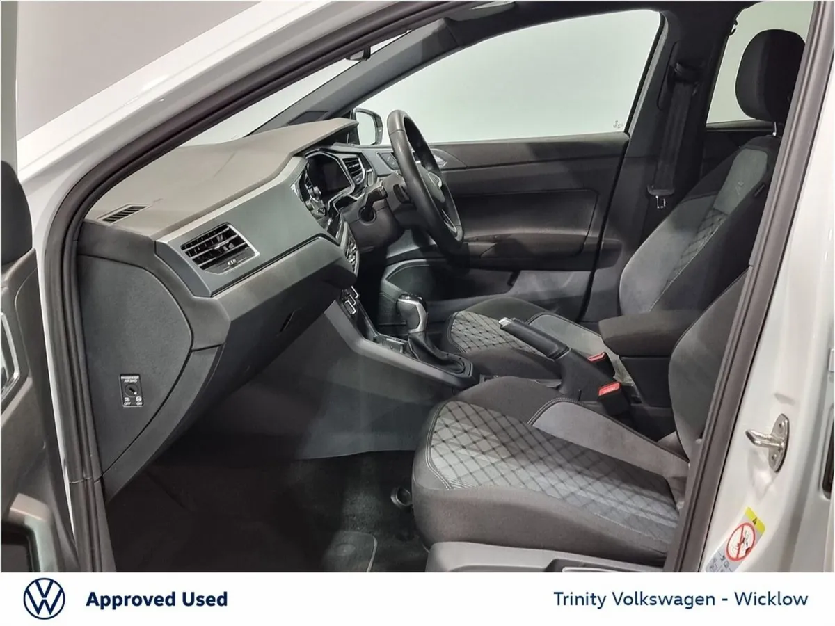 Volkswagen Polo ** R-LINE ** 1.0 TSI ** 95BHP ** D - Image 4