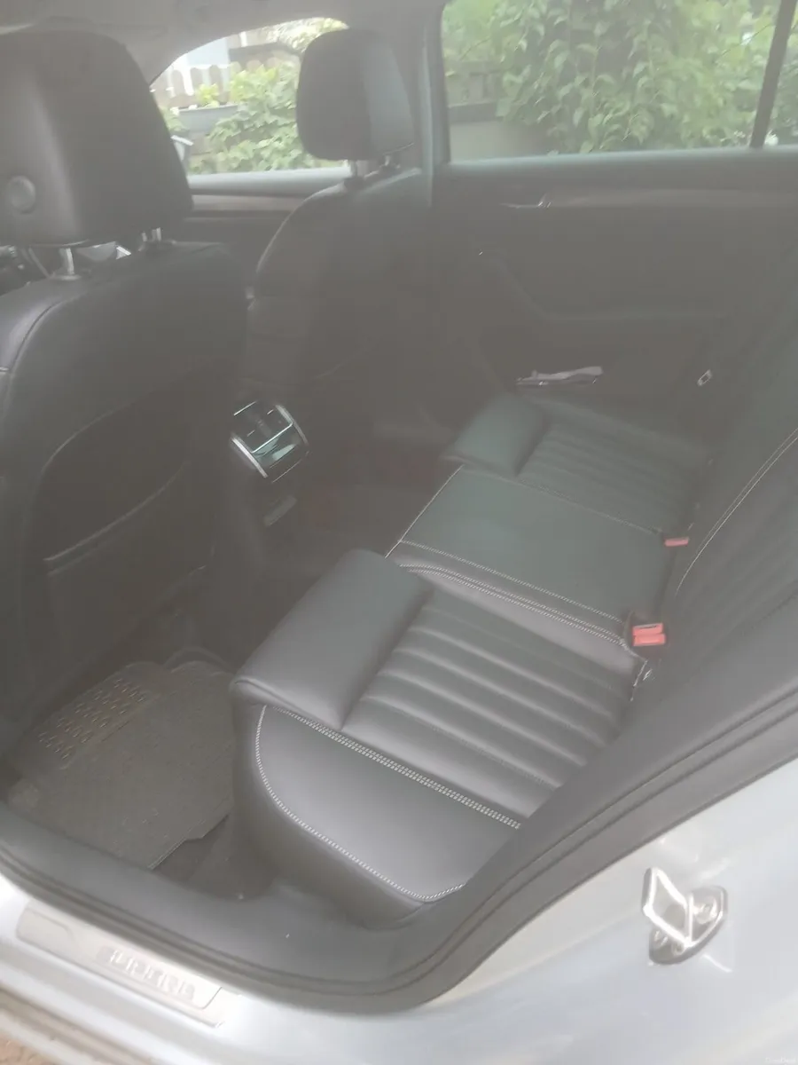 Skoda Superb - Image 4