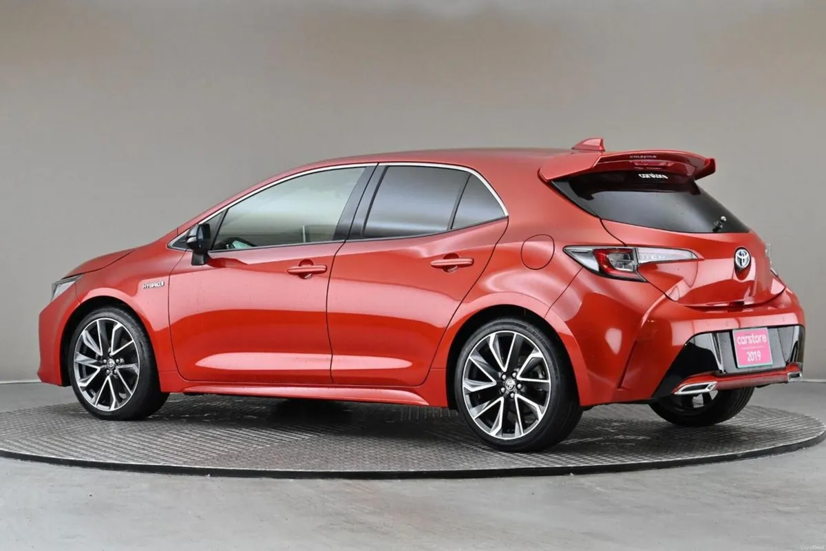 Toyota Corolla 1.8 Hybrid Sport  Auto  CarPlay  Re - Image 6