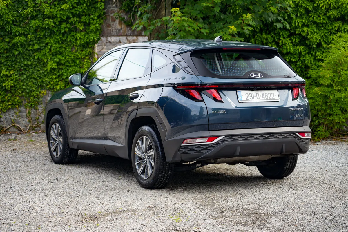 2023 Hyundai Tucson ix35 Petrol Hybrid Auto - Image 3