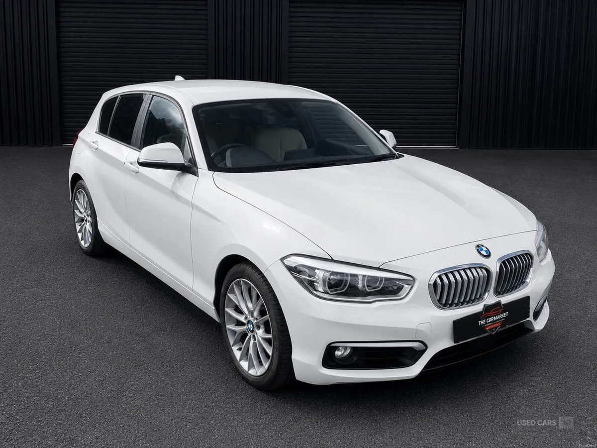 BMW 1-Series 1.5 118i EfficientDynamics Auto 5DR - Image 1