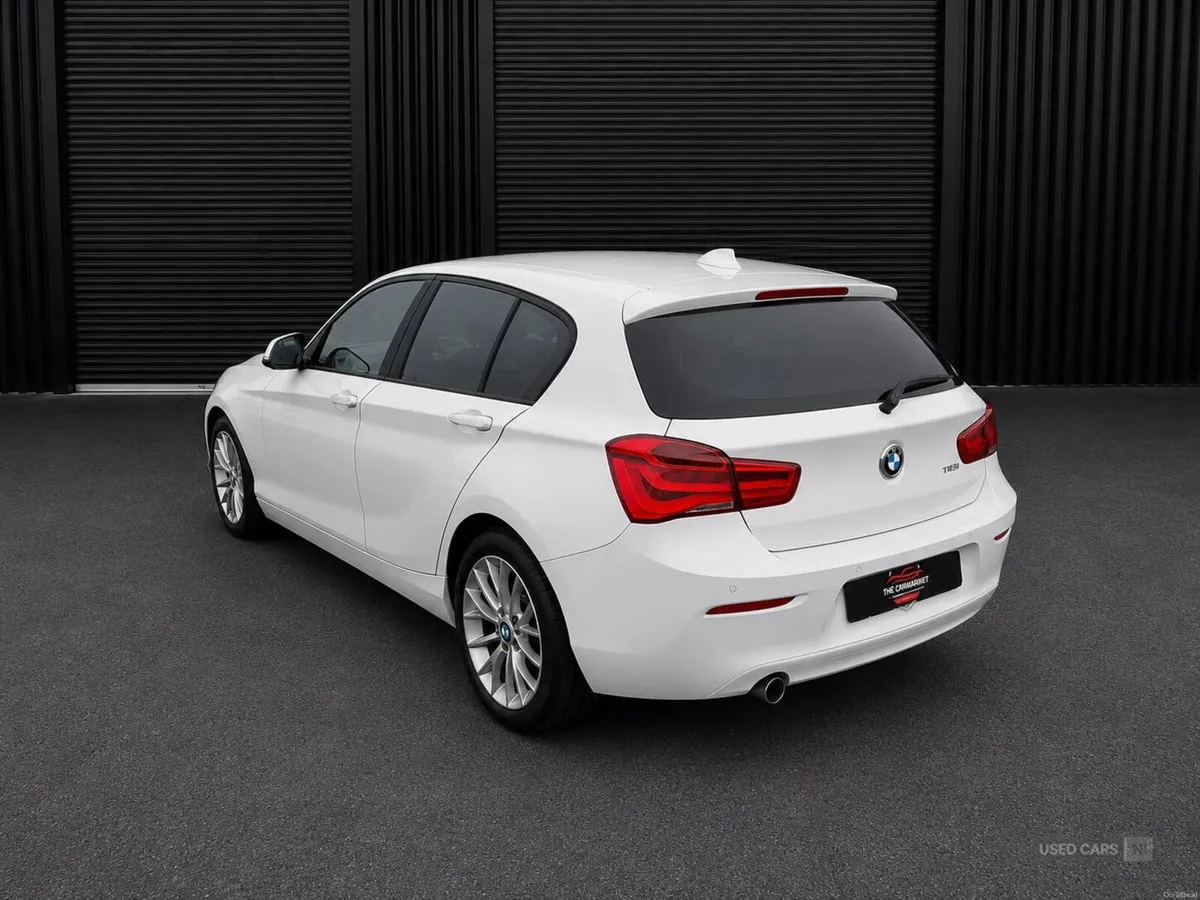BMW 1-Series 1.5 118i EfficientDynamics Auto 5DR - Image 5