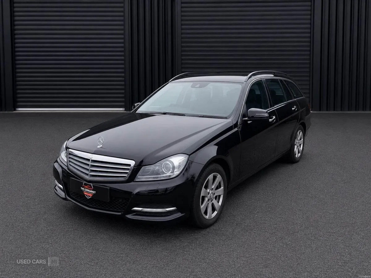 Mercedes-Benz C-Class 1.8 C180 BlueEfficiency Spor - Image 3
