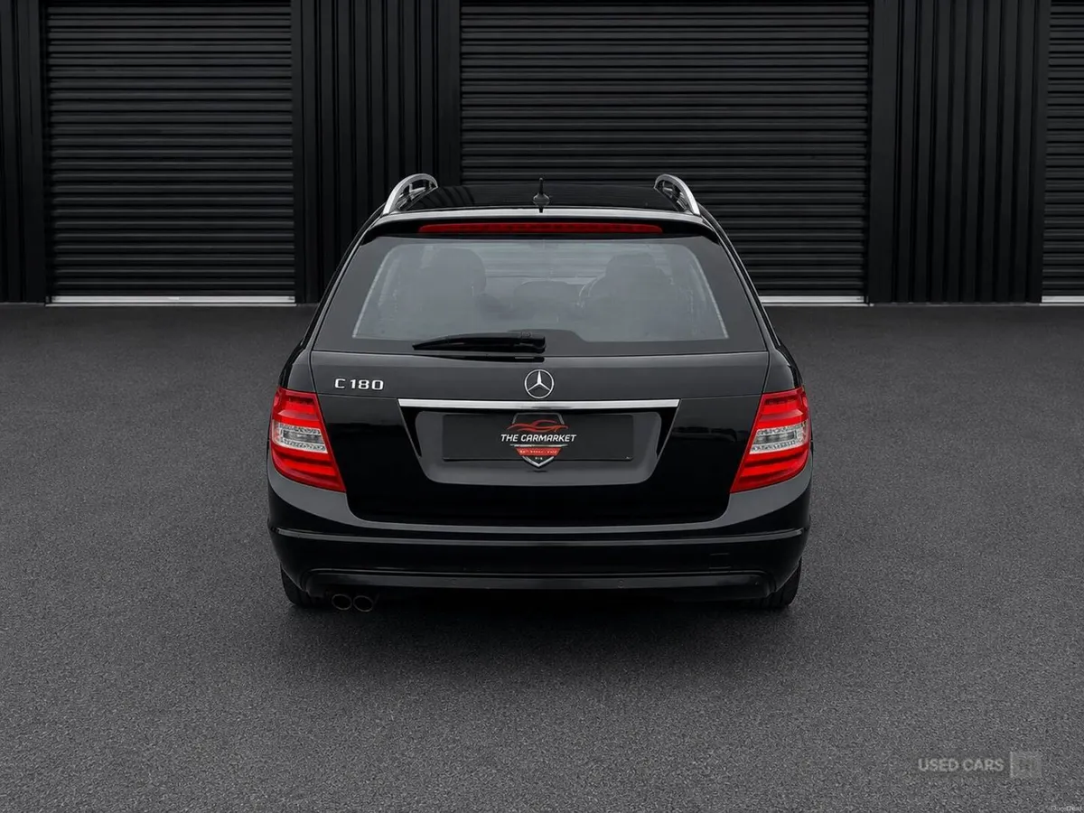 Mercedes-Benz C-Class 1.8 C180 BlueEfficiency Spor - Image 6
