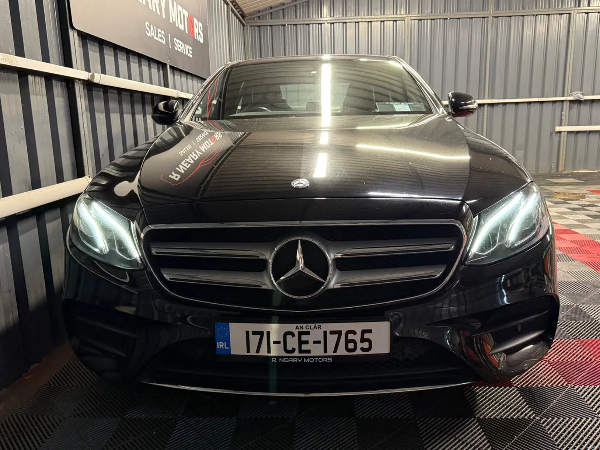 2017 Mercedes-Benz E-Class E 220 D AMG LINE - Image 6