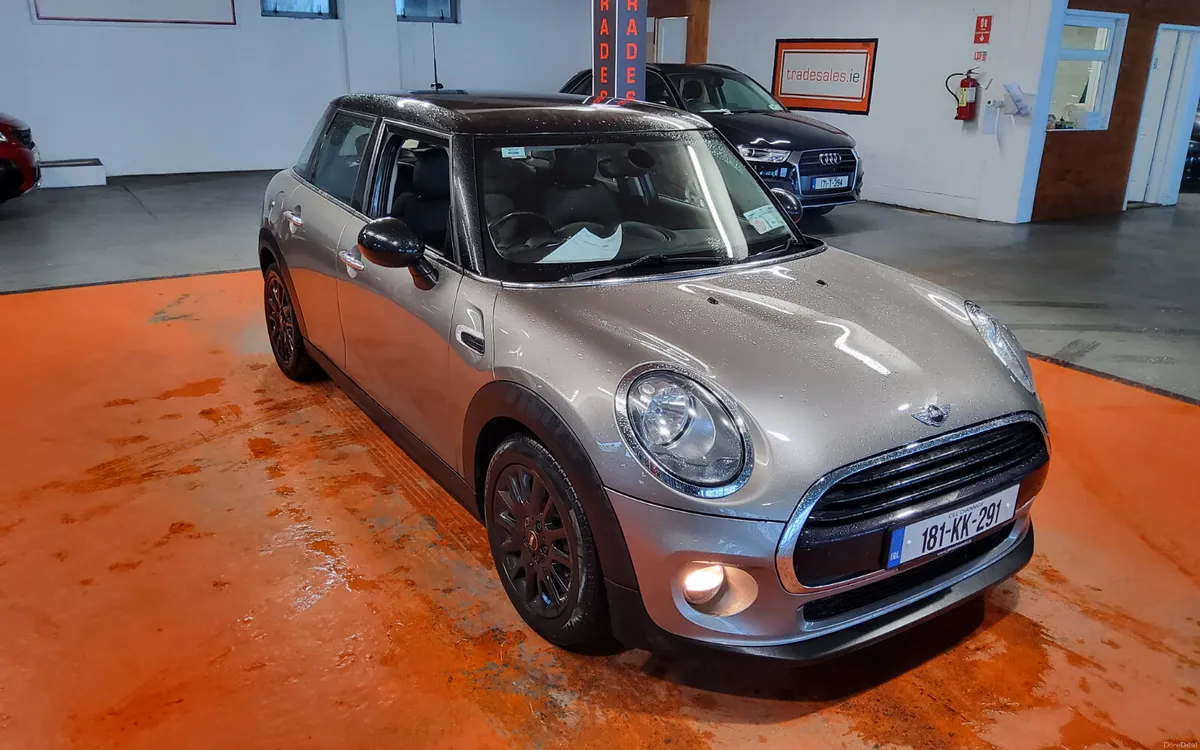 Mini Cooper 2018 - Image 1