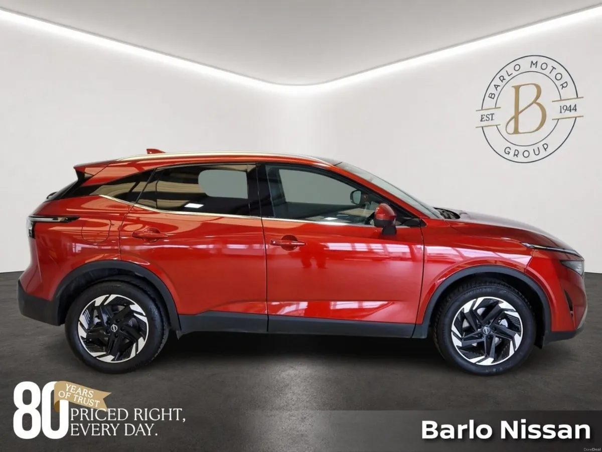 Nissan Qashqai 1.3 PET MILD HYBRID SV PREMIUM - Image 4