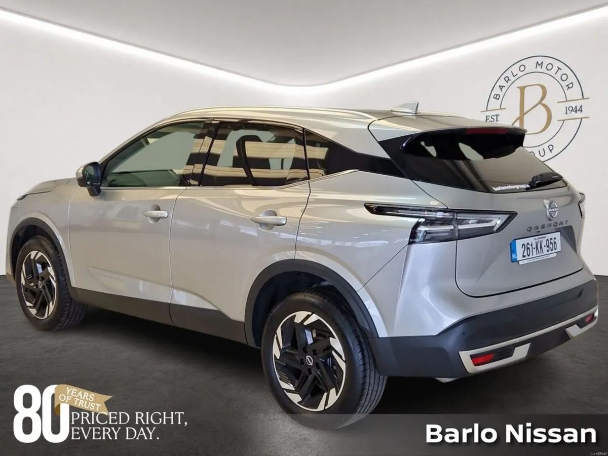 Nissan Qashqai 1.3 PET MILD HYBRID SV PREMIUM - Image 6