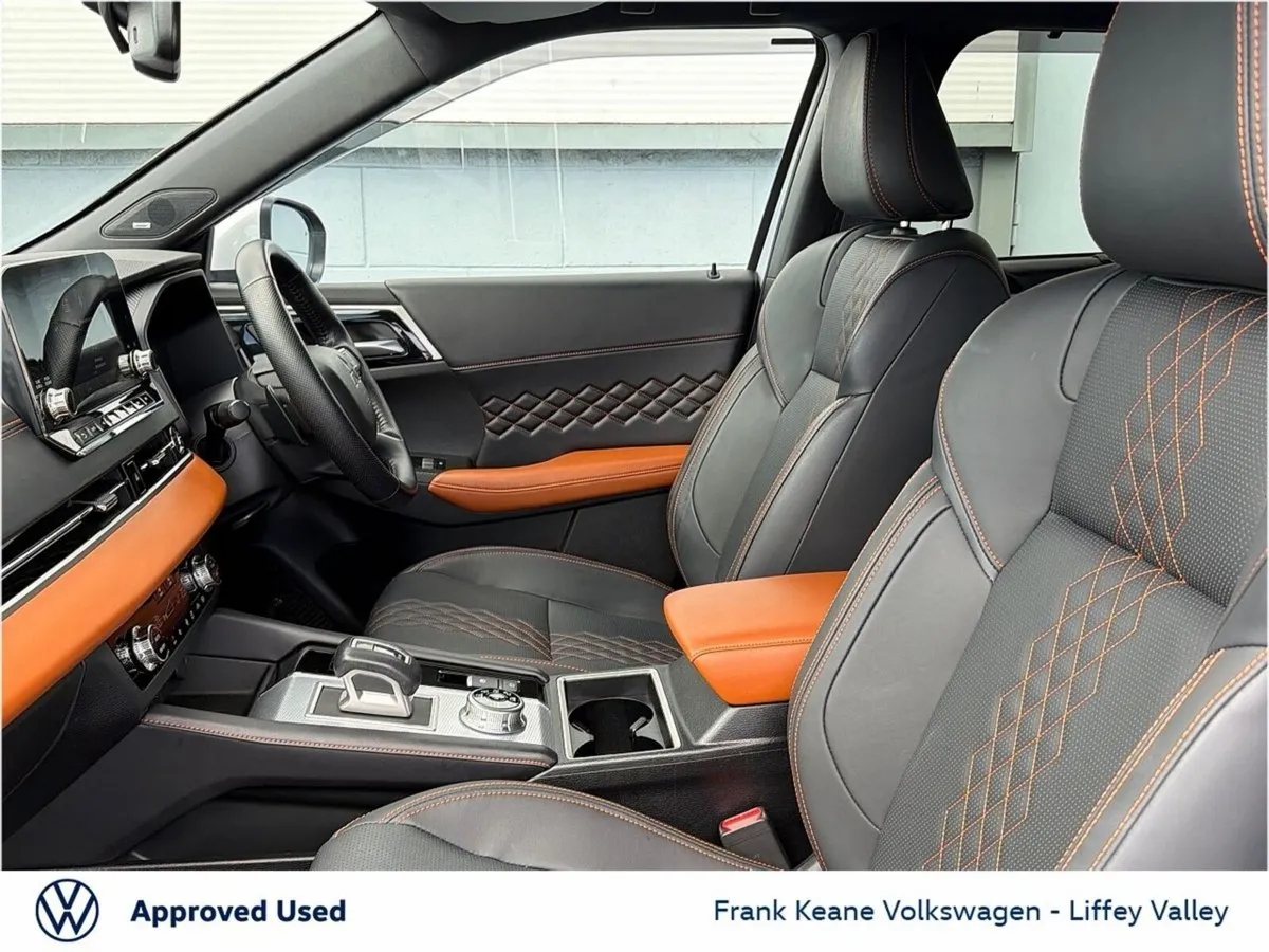 Mitsubishi Outlander PHEV G *7-SEATER*  *FULL LEAT - Image 4