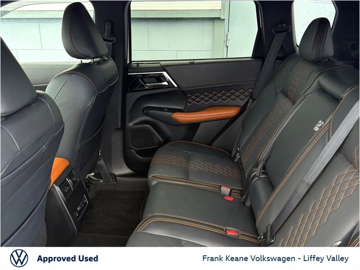 Mitsubishi Outlander PHEV G *7-SEATER*  *FULL LEAT - Image 6