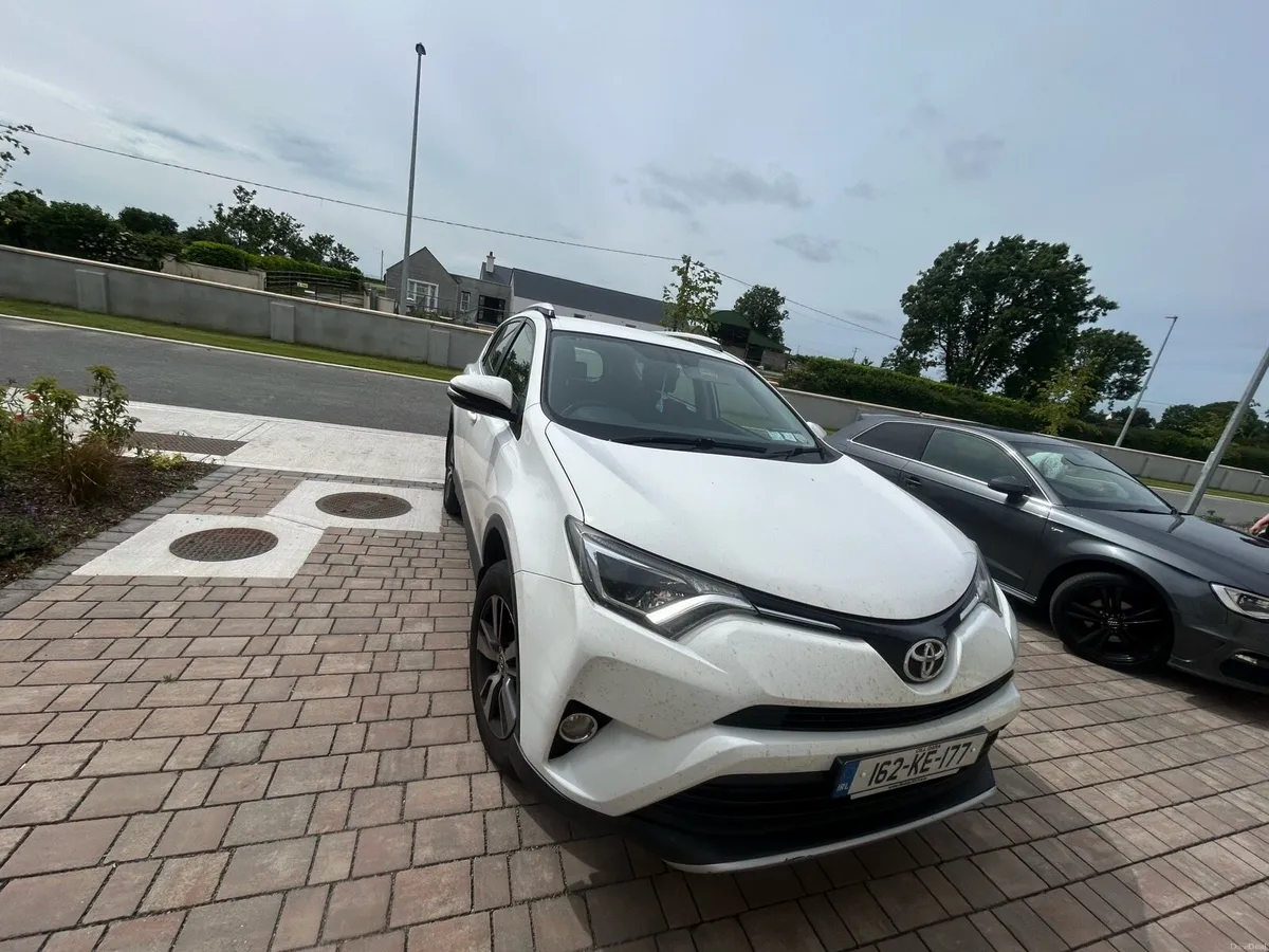 Toyota rav 4 - Image 1