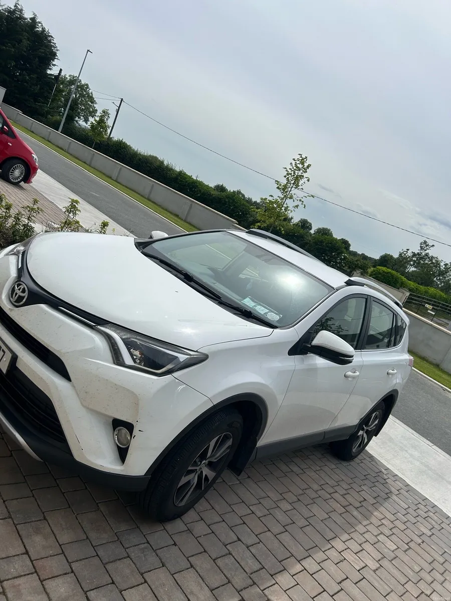 Toyota rav 4 - Image 4