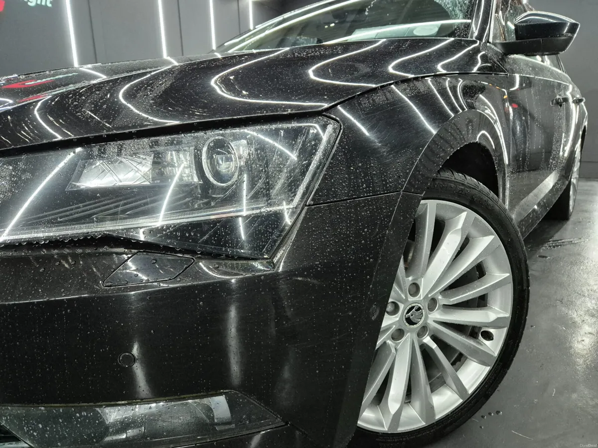 Skoda Superb 2016 - Image 2