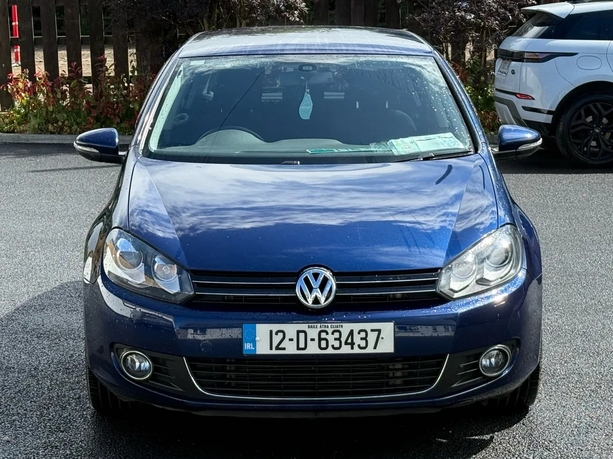 VW GOLF AUTOMATIC & LOW MILES - Image 1