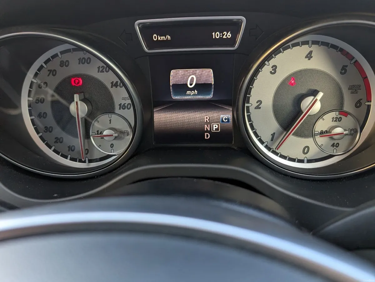 Mercedes-Benz GLA 2016 - Image 1
