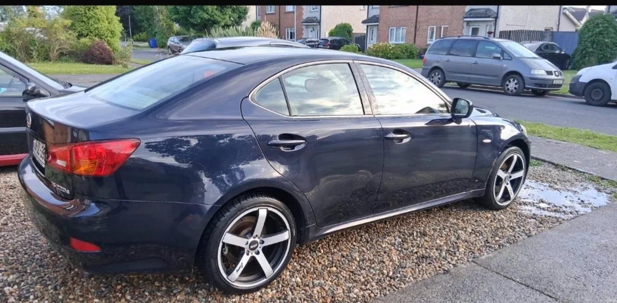 Lexus IS 2008 - Image 1