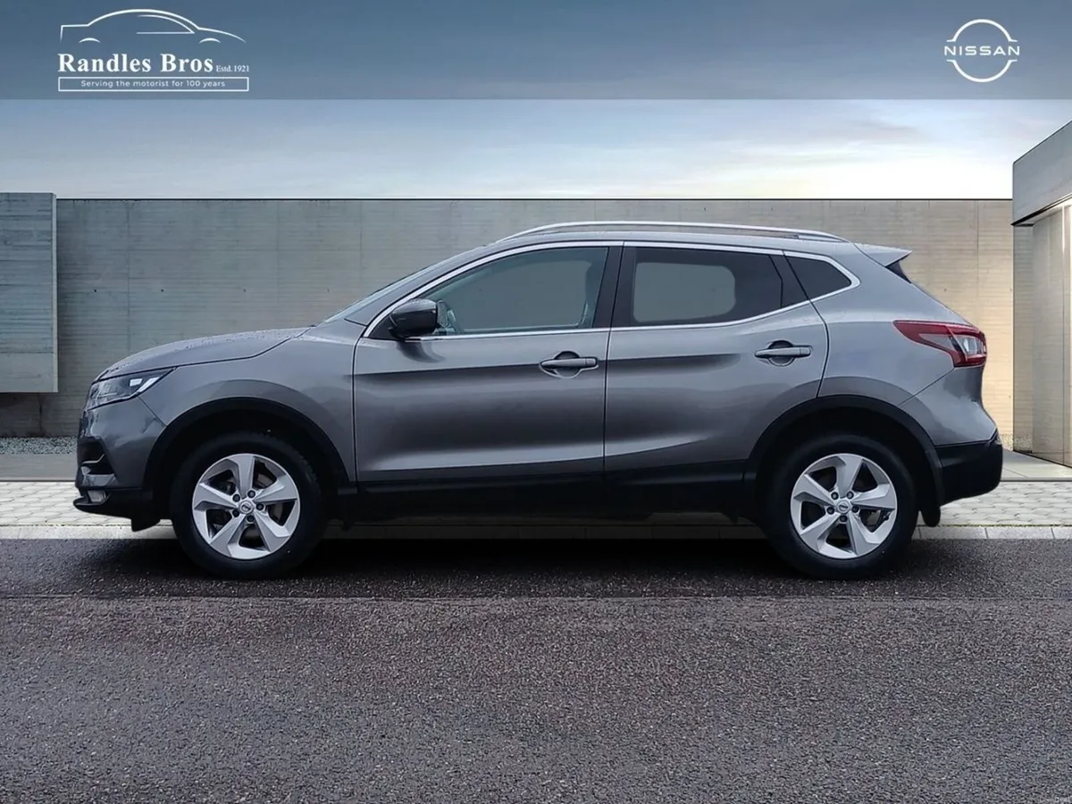 Nissan Qashqai 1.3 PET SE - Image 4