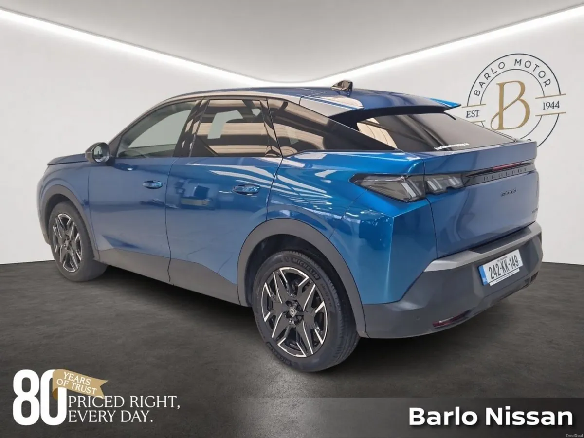 Peugeot 3008 1.2 MHEV PureTech 136bhp eDCS6 Allure - Image 6