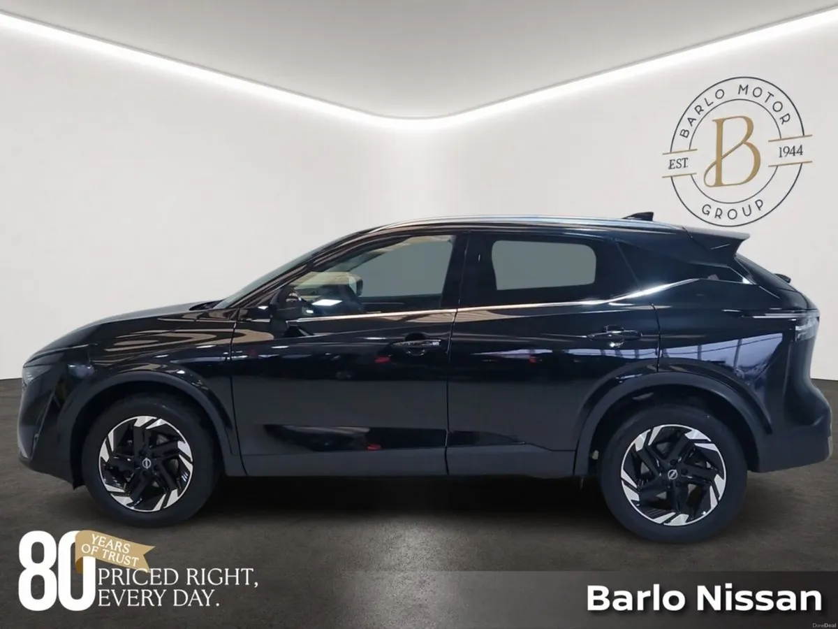 Nissan Qashqai 1.3 PET MILD HYBRID SV PREMIUM - Image 5