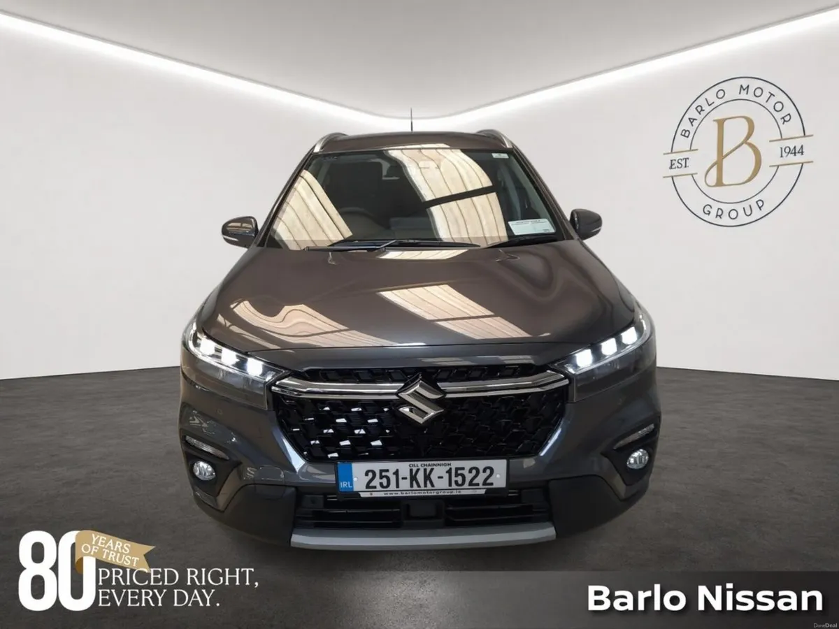 Suzuki S-CROSS hybrid motion - Image 4