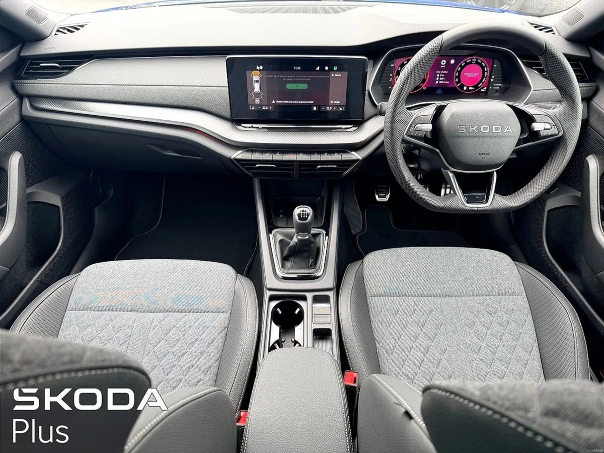 Skoda Octavia Sportline 2.0TDI 115HP - Image 2