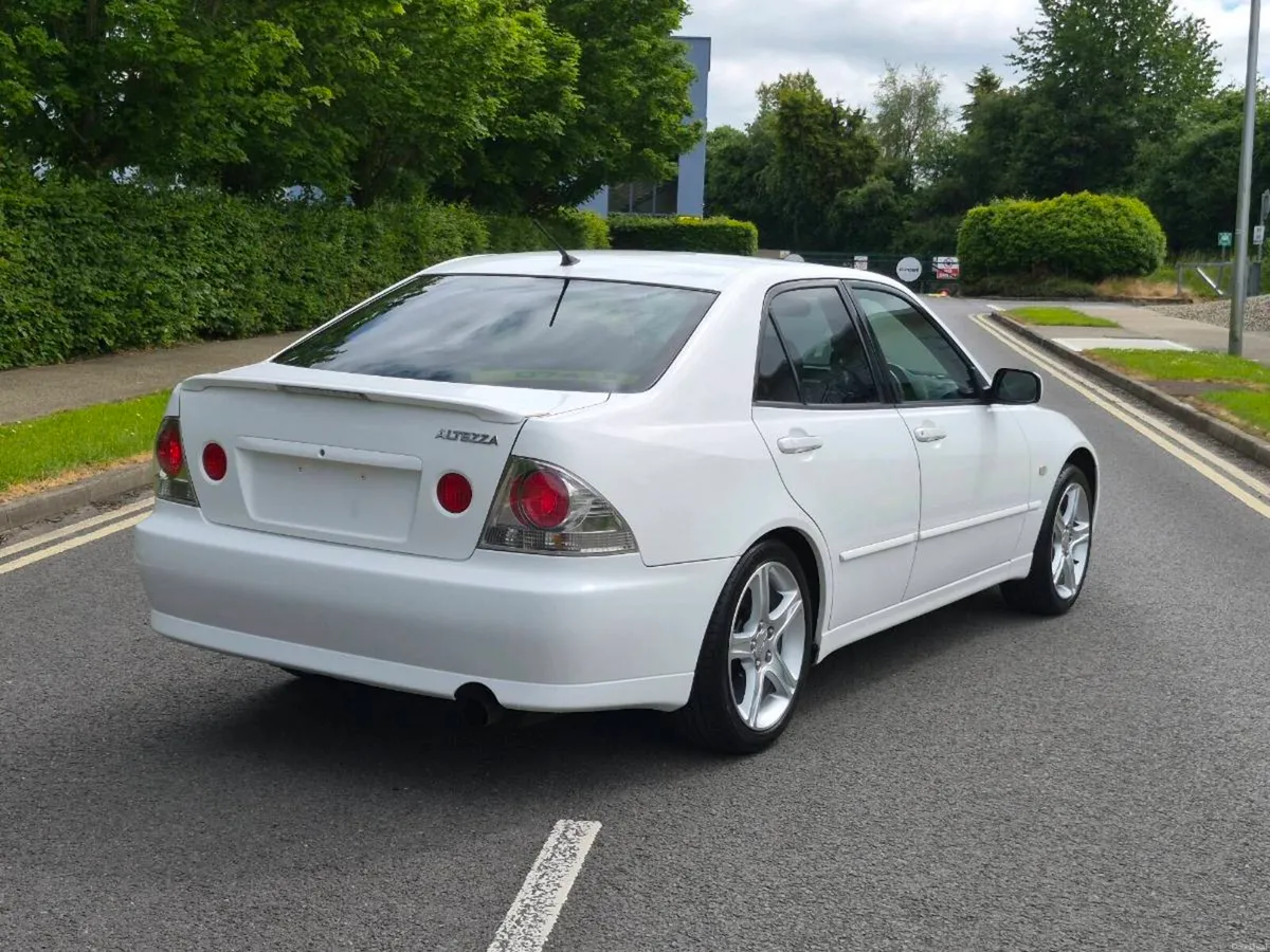 Stunning 2001 Altezza, NEW MOT, Just out of Japan - Image 3