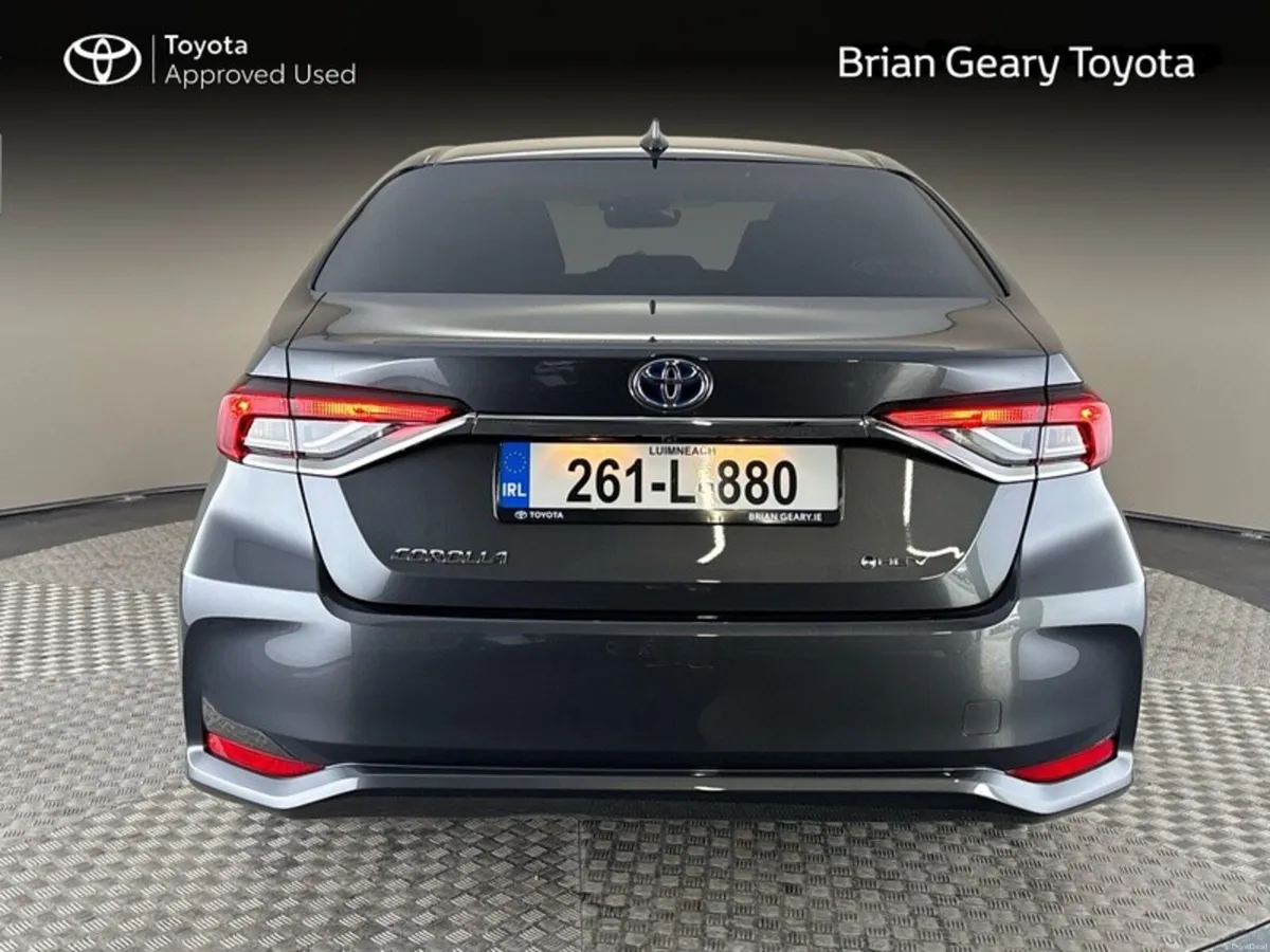 Toyota Corolla Saloon Lunasport - Image 4