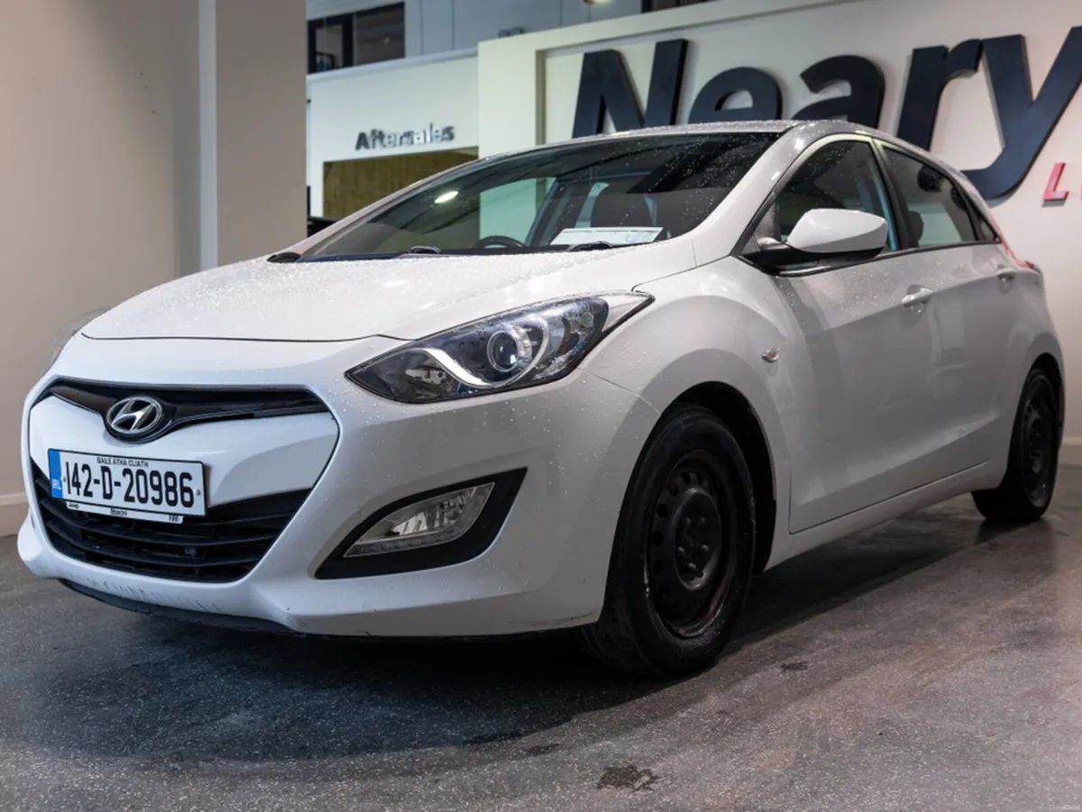 Hyundai i30 1.4 CLASSIC 100PS 5DR - Image 3