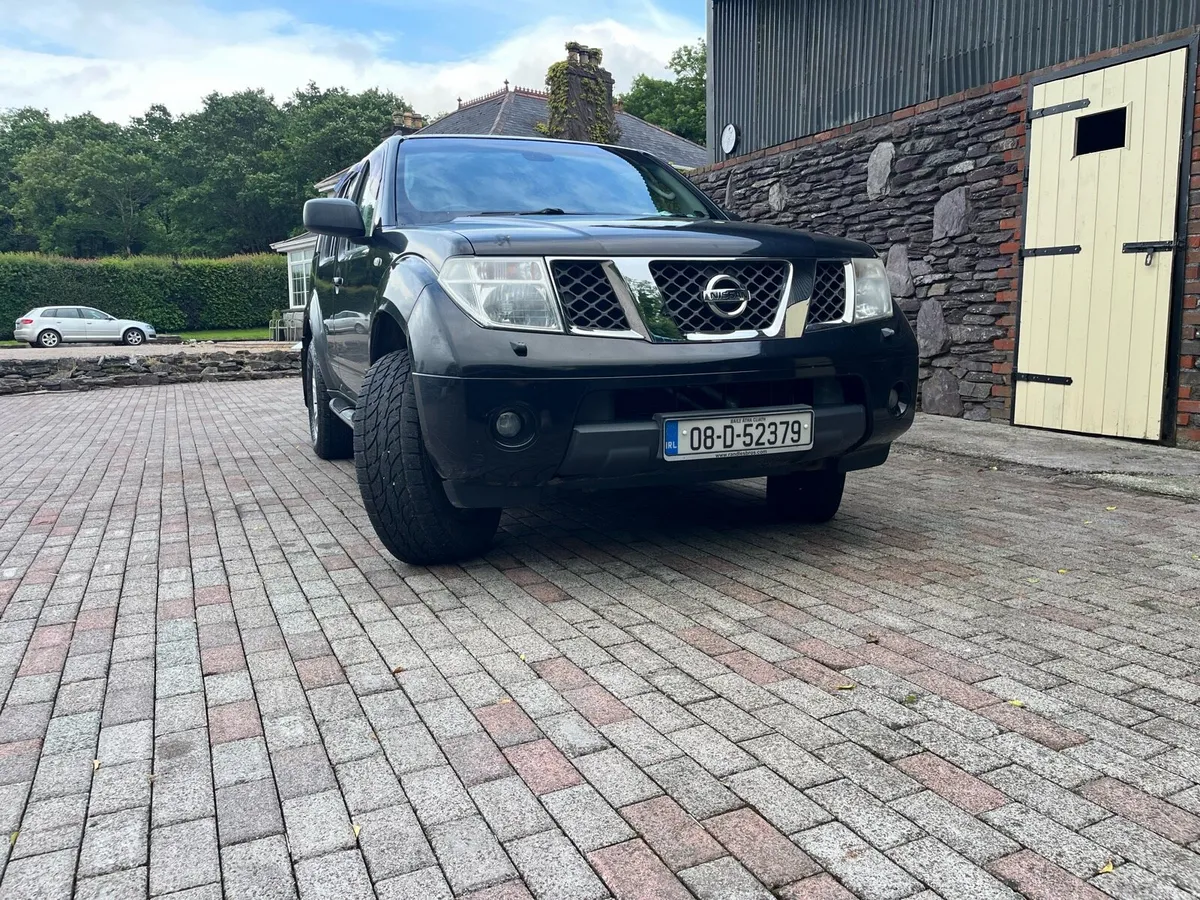 Nissan Pathfinder - Image 1