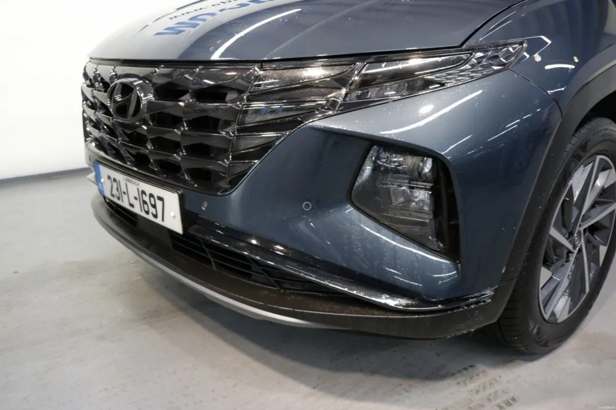 Hyundai Tucson EXECUTIVE PLUS DIESEL 1.6L SUV - Image 3