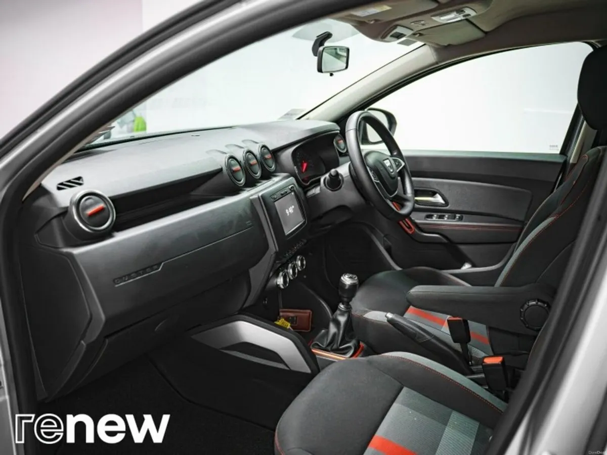 Dacia Duster Blue dCi 115 Techroad - Image 5