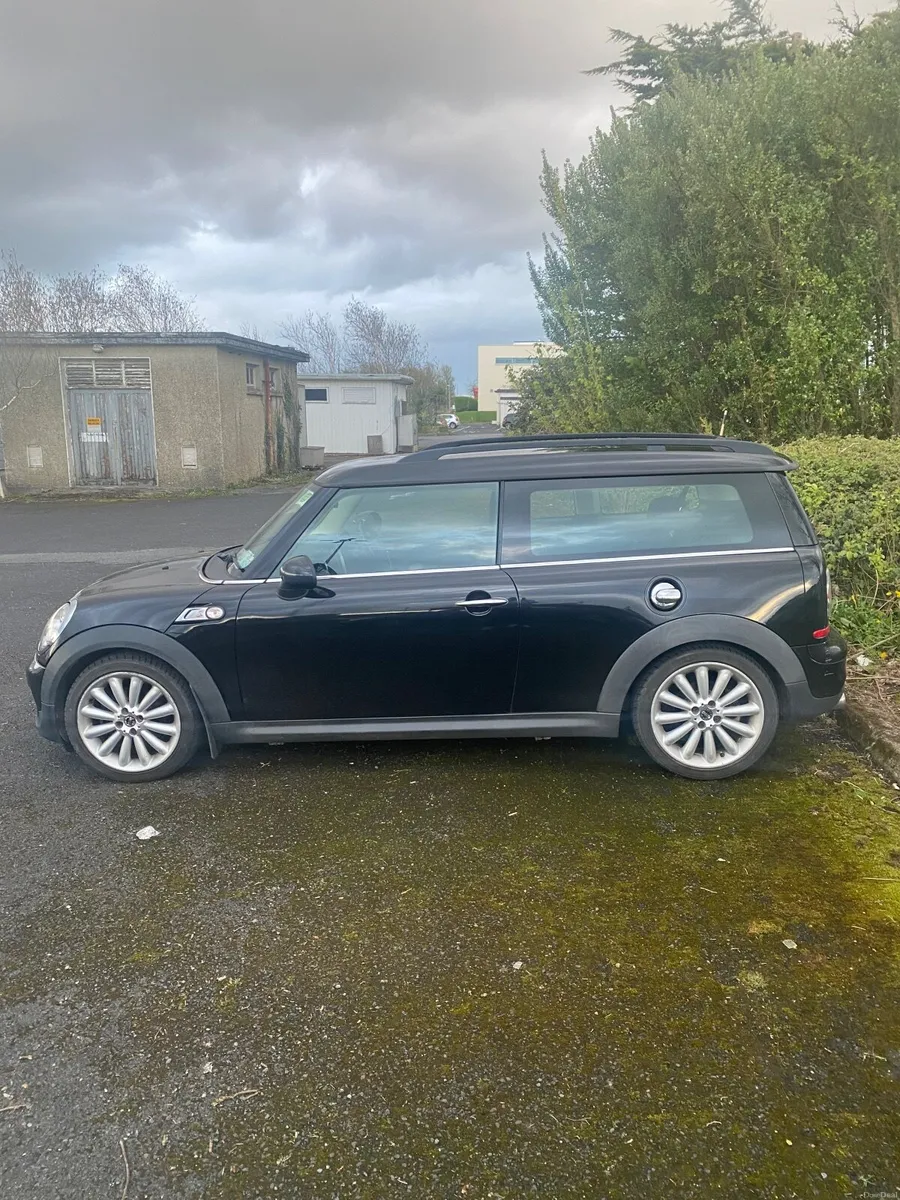 Mini Cooper 2011 - Image 1
