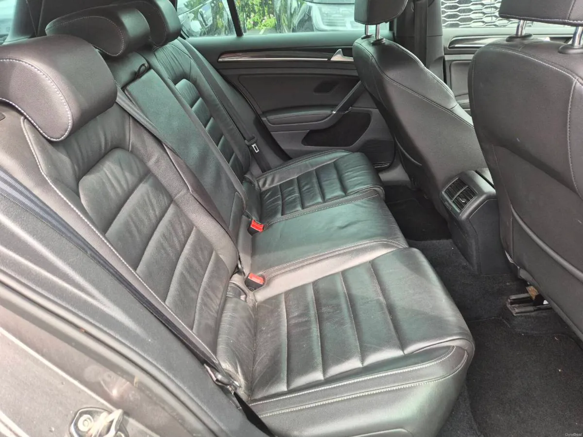 142 VW GOLF GTD 2.0 TDI LEATHER - Image 6