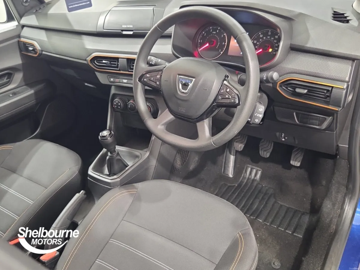 Dacia Sandero Stepway ESSENTIAL TCE - Image 4