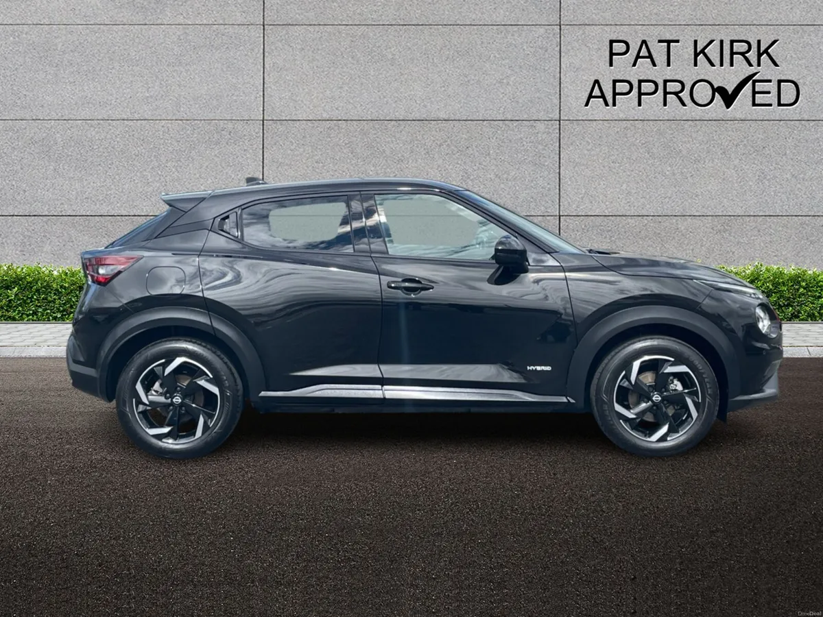 Nissan Juke Hatchback N-Connecta - Image 3