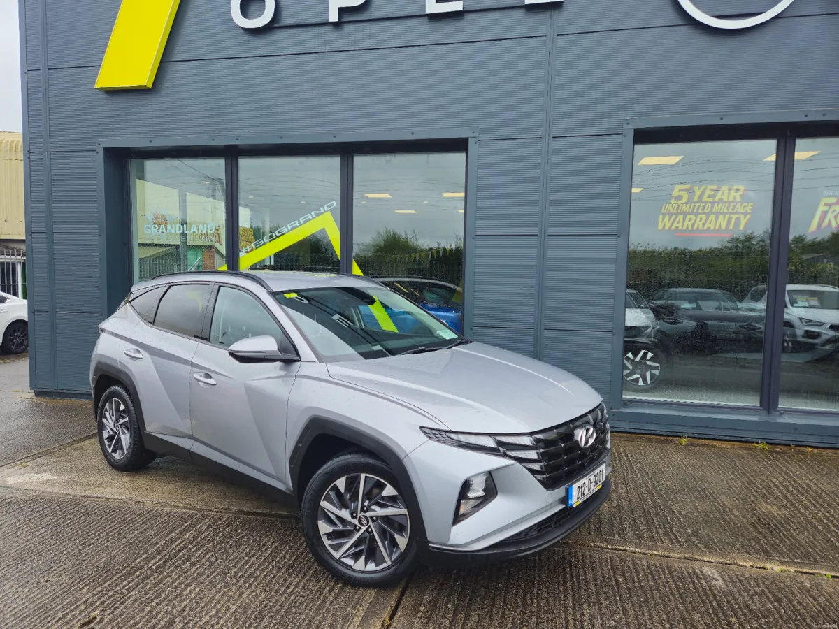 Hyundai Tucson 2WD Executive - Image 3