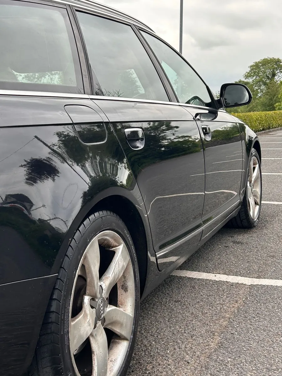 Audi A6 2009 - Image 1